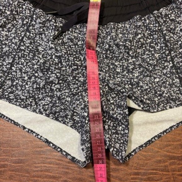 Lululemon Shorts with built in underwear Size 10 Floral design - Picture 3 of 6